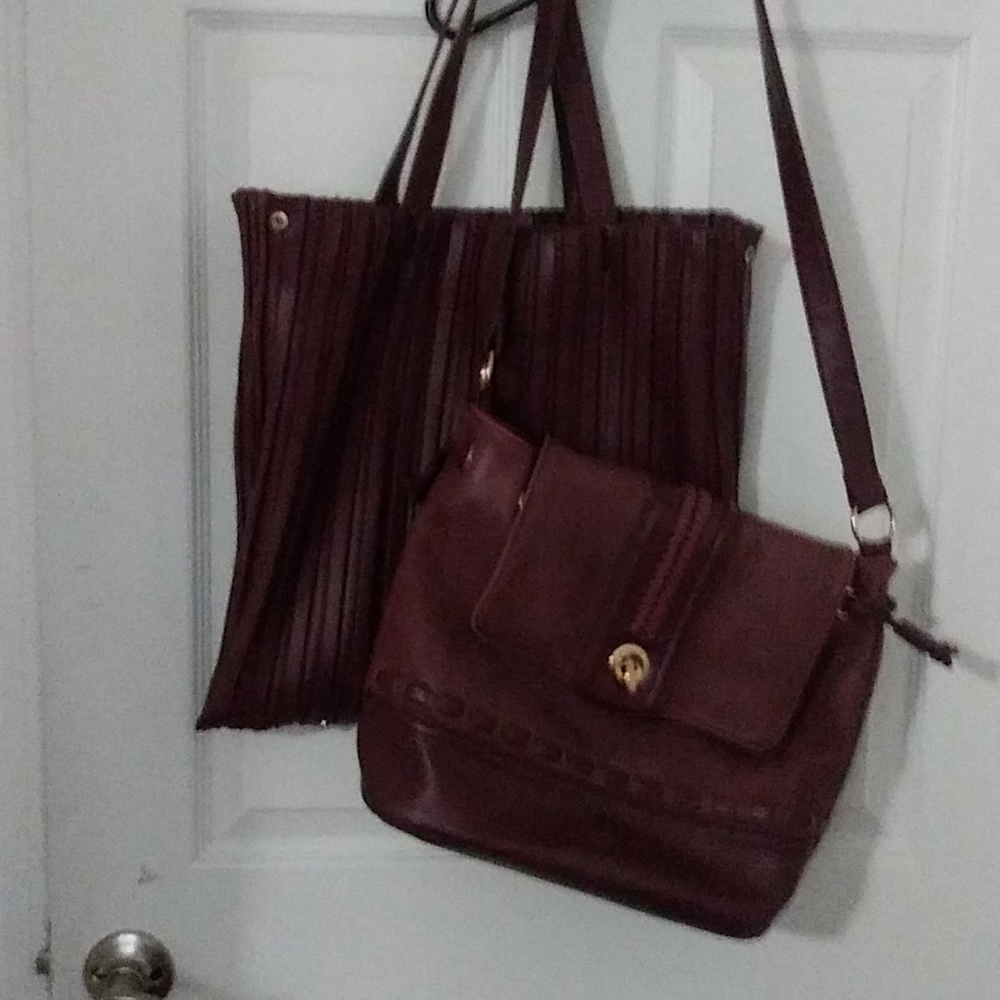 Just Fab matching purse and tote